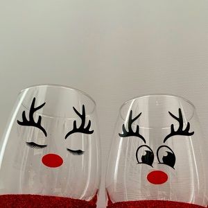 Stemless pair of Themed Wine Glasses with Glitter